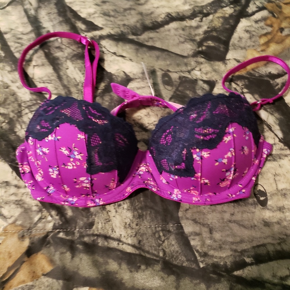 Candie's bra bundle